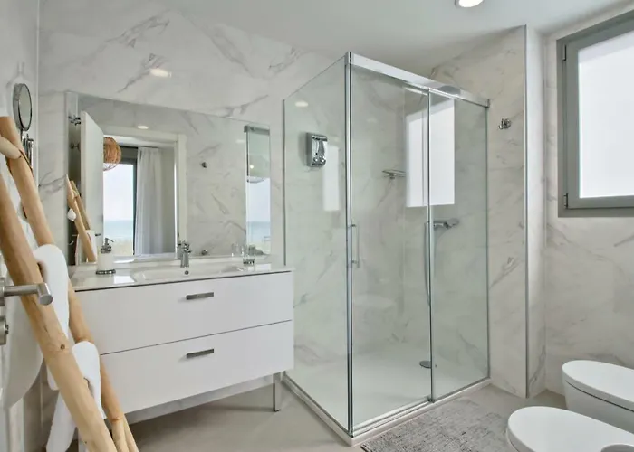 Apartment Panorama - Sky View *